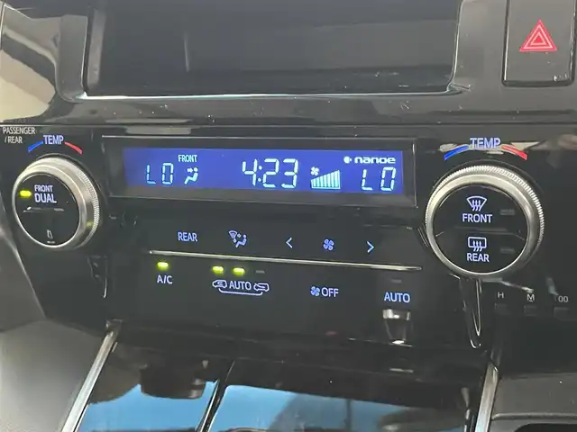 トヨタ ヴェルファイア Z Aエディション 愛知県 2016(平28)年 10.1万km スパークリングブラックパールクリスタルシャイン 社外９型ナビ　１０型後席モニター　禁煙車　ＡＣ１００Ｖ　フルセグＴＶ　ＤＶＤ　Ｂｌｕｅｔｏｏｔｈ　オットマン　両側パワスラ　ＥＴＣ　前後ドラレコ　バックカメラ　追従クルコン　ＬＥＤオートライト　フォグ　衝突軽減 コーナーセンサー USB　スマートキー 純正フロアマット 純正17インチAW　スペアタイヤ