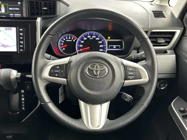 トヨタ ルーミー カスタムG 三重県 2019(平31)年 4.7万km ブラックマイカメタリック/パールホワイト2トーン 禁煙車/純正7型ナビ/　AM/FM/USB/フルセグTV/バックカメラ/クルコン/両側パワースライドドア/衝突軽減ブレーキシステム/アイドリングストップ/オートハイビーム/前後コーナーセンサー/純正アルミホイール/純正フロアマット/ステアリングスイッチ/ドアバイザー/スマートキー/LEDヘッドライト