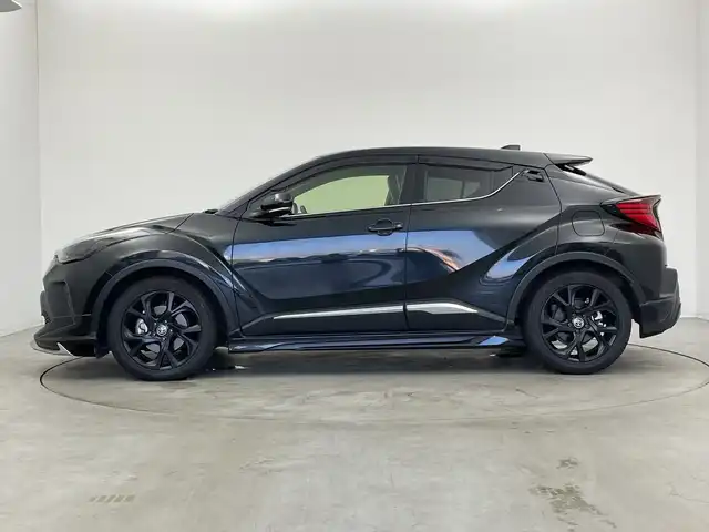 トヨタ Ｃ－ＨＲ G モード ネロセーフティプラスⅡ 新潟県 2021(令3)年 5.4万km ブラックマイカ 純正ディスプレイオーディオ/　Bluetooth/USB/モデリスタエアロ/レーダークルーズコントロール/衝突被害軽減ブレーキ/レーンキープアシスト/前後コーナーセンサー/全方位モニター/前後ドライブレコーダー/ハーフレザーシート/前席シートヒーター/ビルトインETC/横滑り防止装置/オートマチックハイビーム/オートライト/LEDヘッドライト/BSM(ブラインドスポットモニター)/RCTA(リヤクロストラフィックアラート)/ステアリングスイッチ/レザーステアリング