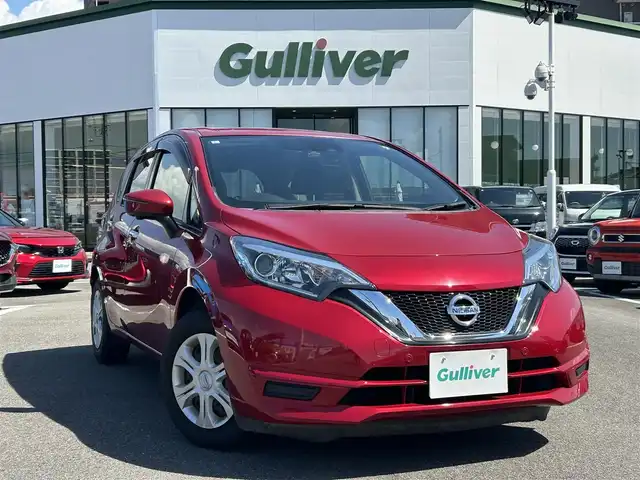 日産 ノート 長崎県 2019(令1)年 3万km ガーネットレッド 純正ナビ（AM/FM/TV/BT/SD/DISC)/全方位カメラ/インテリジェントインナーミラー/ドラレコ前方/コーナーセンサー/純正フロアマット/アイドリングストップ/レーンキープアシスト/横滑り防止装置/衝突被害軽減システム/保証書/取扱説明書