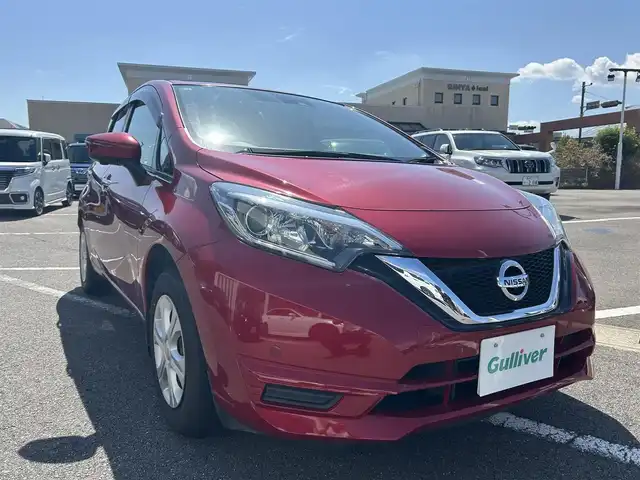 日産 ノート 長崎県 2019(令1)年 3万km ガーネットレッド 純正ナビ（AM/FM/TV/BT/SD/DISC)/全方位カメラ/インテリジェントインナーミラー/ドラレコ前方/コーナーセンサー/純正フロアマット/アイドリングストップ/レーンキープアシスト/横滑り防止装置/衝突被害軽減システム/保証書/取扱説明書