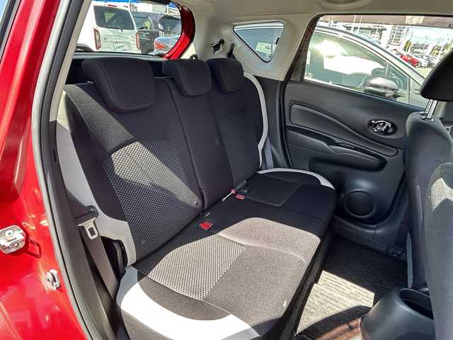 日産 ノート X 長崎県 2019(令1)年 3万km ガーネットレッド 純正ナビ（AM/FM/TV/BT/SD/DISC)/全方位カメラ/インテリジェントインナーミラー/ドラレコ前方/コーナーセンサー/純正フロアマット/アイドリングストップ/レーンキープアシスト/横滑り防止装置/衝突被害軽減システム/保証書/取扱説明書