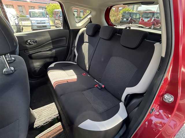 日産 ノート X 長崎県 2019(令1)年 3万km ガーネットレッド 純正ナビ（AM/FM/TV/BT/SD/DISC)/全方位カメラ/インテリジェントインナーミラー/ドラレコ前方/コーナーセンサー/純正フロアマット/アイドリングストップ/レーンキープアシスト/横滑り防止装置/衝突被害軽減システム/保証書/取扱説明書