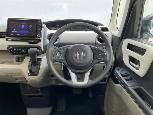 ホンダ Ｎ ＢＯＸ G L ホンダセンシング 青森県 2020(令2)年 3.9万km プラチナホワイトパール ワンオーナー/4WD/純正8インチナビ/【AM/FM/フルセグTV/SD/CD/DVD/BT】/バックカメラ/ホンダセンシング/・衝突被害軽減ブレーキ/・誤発進抑制機能/・歩行者事故低減ステアリング/・先行車発信お知らせ機能/・標識認識機能/・路外逸脱抑制機能/・クルーズコントロール/・車線維持支援システム/オートハイビーム/片側パワースライドドア/エンジンスターター/ETC/後席会話機能/積込　夏タイヤ　155/65R14　20年製/装着　冬タイヤ　155/65R14　19年製/保証書/取扱説明書