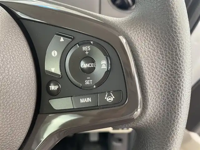 ホンダ Ｎ ＢＯＸ G L ホンダセンシング 青森県 2020(令2)年 3.9万km プラチナホワイトパール ワンオーナー/4WD/純正8インチナビ/【AM/FM/フルセグTV/SD/CD/DVD/BT】/バックカメラ/ホンダセンシング/・衝突被害軽減ブレーキ/・誤発進抑制機能/・歩行者事故低減ステアリング/・先行車発信お知らせ機能/・標識認識機能/・路外逸脱抑制機能/・クルーズコントロール/・車線維持支援システム/オートハイビーム/片側パワースライドドア/純正エンジンスターター/スペアキー/ETC/後席会話機能/積込　夏タイヤ　155/65R14　20年製/装着　冬タイヤ　155/65R14　19年製/保証書/取扱説明書