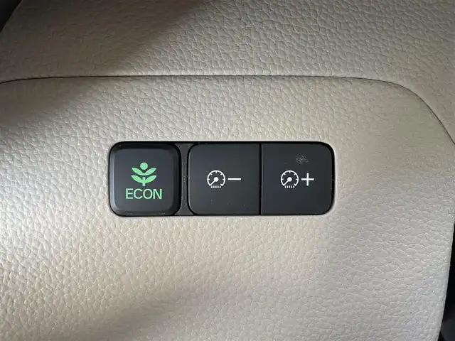 ホンダ Ｎ ＢＯＸ G L ホンダセンシング 青森県 2020(令2)年 3.9万km プラチナホワイトパール ワンオーナー/4WD/純正8インチナビ/【AM/FM/フルセグTV/SD/CD/DVD/BT】/バックカメラ/ホンダセンシング/・衝突被害軽減ブレーキ/・誤発進抑制機能/・歩行者事故低減ステアリング/・先行車発信お知らせ機能/・標識認識機能/・路外逸脱抑制機能/・クルーズコントロール/・車線維持支援システム/オートハイビーム/片側パワースライドドア/純正エンジンスターター/スペアキー/ETC/後席会話機能/積込　夏タイヤ　155/65R14　20年製/装着　冬タイヤ　155/65R14　19年製/保証書/取扱説明書