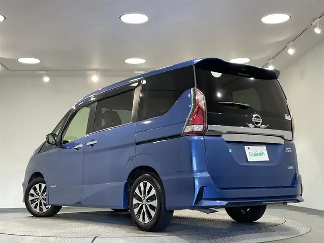 日産 セレナ ハイウェイスター Vセレクション 愛知県 2018(平30)年 4.1万km シャイニングブルー 純正ＳＤナビ　/（Bluetooth/FM/AM/フルセグTV/SD/CD・DVD再生)/両側パワースライドドア　/エマージェンシーブレーキ　/ドライブレコーダー　/ビルトインＥＴＣ　　/ＬＥＤヘッドライト　/フォグランプ/車線逸脱警報　/バックカメラ　/ＵＳＢ接続　/アイドリングストップ　/横滑り防止/プッシュスタート/　　-スマートキー