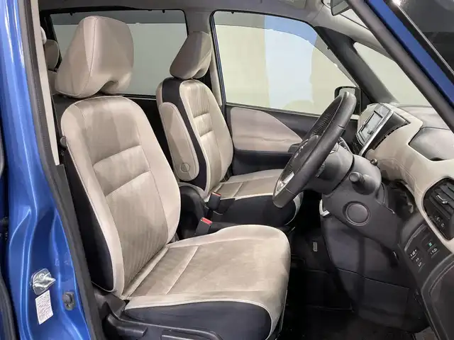 日産 セレナ ハイウェイスター Vセレクション 愛知県 2018(平30)年 4.1万km シャイニングブルー 純正ＳＤナビ　/（Bluetooth/FM/AM/フルセグTV/SD/CD・DVD再生)/両側パワースライドドア　/エマージェンシーブレーキ　/ドライブレコーダー　/ビルトインＥＴＣ　　/ＬＥＤヘッドライト　/フォグランプ/車線逸脱警報　/バックカメラ　/ＵＳＢ接続　/アイドリングストップ　/横滑り防止/プッシュスタート/　　-スマートキー