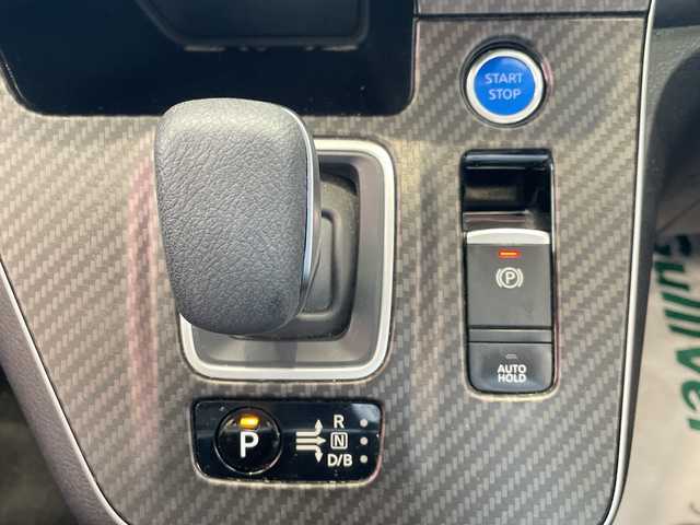 日産 セレナ e－パワー ハイウェイスター V 埼玉県 2020(令2)年 4.7万km ダイヤモンドブラック エマージェンシーブレーキ /純正フリップダウンモニター /純正9インチメモリナビ/　　CD/DVD/BT/フルセグ /アラウンドビューモニター /両側パワースライドドア /LED /シートヒーター /純正16インチアルミ/ブラインドスポットモニター/ステアリングヒーター /インテリミラー/電子パーキング/純正ETC