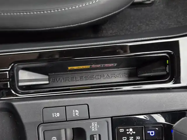 トヨタ プリウス Z 鹿児島県 2024(令6)年 1万km アティチュードブラックマイカ レーダークルーズコントロール　 /パーキングアシスト　 /アラウンドビューモニター　 /ステアリングヒーター　 /D+N席ヒートシーター /D+N席ベンチレーション　 /ワイヤレス充電　 /ビルトインＥＴＣ２．０　 /パワーバックドア /D+N席パワーシート /D席シートメモリー /トヨタセーフティセンス /純正メモリーナビ /Bluetoothオーディオ /フルセグテレビ /純正アルミホイール(19インチ) /前後コーナーセンサー /前方ドライブレコーダー /レーンキープアシスト /プッシュスタート/スマートキー