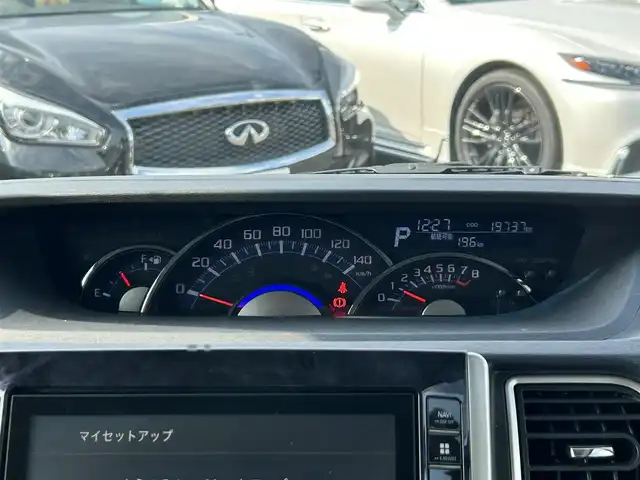 ダイハツ タント カスタム RS トップED SA Ⅲ 愛知県 2017(平29)年 2万km ファイアークォーツレッドM 純正フロアマット/サイドバイザー/両側パワースライドドア/純正SDナビ/FM/AM/Disc/フルセグTV/SD/BT/USB/HDMI/バックカメラ/衝突被害軽減ブレーキ/レーンキープアシスト/クリアランスソナー/15インチ純正AW/純正ドラレコ/社外ETC/アイドリングストップ/LEDヘッドライト/オートライト/オートハイビーム/フォグランプ/ベンチシート/運転席シートヒーター/ハーフレザーシート/取扱説明書/スマートキー/スペアキー