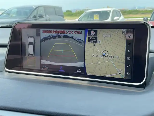 レクサス ＲＸ 300 Fスポーツ 佐賀県 2018(平30)年 5万km ホワイトノーヴァガラスフレーク パノラマルーフ/Lexus Safty System＋/・プリクラッシュセーフティ【PCS】/・レーンキーピングアシスト【LKA】/・ブラインドスポットモニター【BSM】/・インテリジェントクリアランスソナー/・レーダークルーズコントロール/純正12.3型ナビゲーション/・Bluetooth/CD/DVD/SD/フルセグTV/パノラミックビューモニター/ビルトインETC2.0/純正前方ドライブレコーダー【TZ-D101】/黒レザーシート/・DN席パワーシート/・DN席シートヒーター/シートベンチレーション/・D席メモリシート/革巻きステアリング/・ステアリングヒーター/・パドルシフト/・ステアリングリモコン/パワーバックドア/ヘッドアップディスプレイ/電子パーキング/AUTO HOLD機能/リアサンシェード/スマートキー/純正フロアマット/純正20インチアルミホイール/三眼フルLEDヘッドランプ/オートマチックハイビーム/LEDフロントフォグランプ/高輝度LEDコーナーリングランプ
