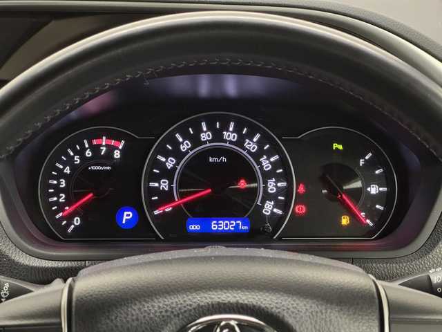 トヨタ ヴォクシー ZS 煌Ⅱ 三重県 2019(令1)年 6.3万km ホワイトパールクリスタルシャイン ガソリン/FF/MTモード付インパネCVT/純正 9インチナビ NSZT-Y68T/（AM/FM/CD/DVD/TV/SD/SDREC/Bluetooth）/純正 12.1インチ 後席フリップダウンモニター V12T-R68C/バックガイドモニター/両側パワースライドドア/ドライブレコーダー 前後/ビルトイン ETC/Toyota Safety Sense/・プリクラッシュセーフティ［PCS］/・レーンディパーチャーアラート［LDA］/・オートハイビーム［AHB］/・インテリジェントクリアランスソナー（パーキングサポートブレーキ［PKSB］（静止物））/装備/・クルーズコントロール/・左右独立オートエアコン/・後席独立オートエアコン/・オートライト/・LED ヘッドランプ＋フロントフォグランプ/・ステアリングスイッチ/・充電用USBジャック x2/・純正16inAW/・保/取/ナビ取/・スマートキーx2
