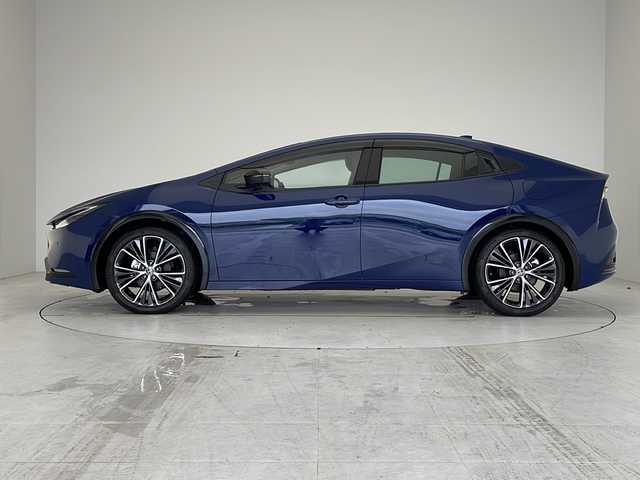 トヨタ プリウス Z 愛知県 2025(令7)年 0.1万km未満 ダークブルー 登録済未使用車/衝突軽減システム/純正１２型ディスプレイオーディオ（ナビあり）/全方位カメラ/レーダークルーズコントロール/シートヒーター/フルセグ/Bluetooth/バックカメラ/電動リアゲート/パワーシート/コーナーセンサー/純正アルミホイール/ETC２．０/ブラインドスポットモニター/LEDヘッドライト/インテリジェントミラー/ステアリングヒーター/オートマチックハイビーム/ドライブレコーダー/置くだけ充電器/ステアリングスイッチ/スマートキー/プッシュスタート