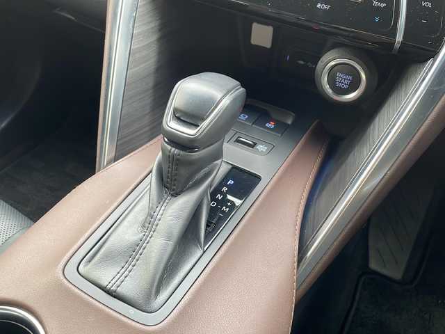 トヨタ ハリアー Z レザーパッケージ 長野県 2020(令2)年 2.1万km プレシャスブラックパール JBLサウンド/黒革シート/純正ナビ/フルセグTV/バックカメラ　/BluetoothAudio/ステアリングスイッチスイッチ/ブラインドスポットモニタリング/純正19インチアルミホイール/オートマチックハイビーム/デジタルインナーミラー/ビルトインETC2.0/レーン逸脱警報装置/ＬＥＤヘッドライト/ハンドルヒーター/プッシュスタート/コーナーセンサー/衝突軽減システム/USB入力端子/シートヒーター　/オートライト/横滑り防止