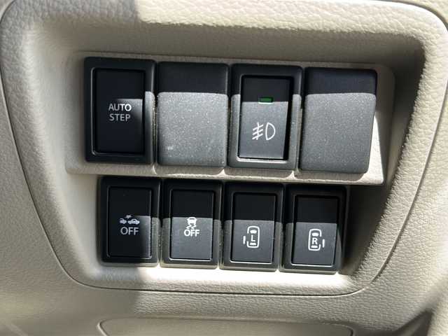 スズキ エブリィ ワゴン PZターボ スペシャル 秋田県 2018(平30)年 5.6万km シルキーシルバーメタリック 社外メモリナビ/社外BT、CD、DVD、フルセグTV/バックカメラ/純正14インチAW/ETC/スペアキー/４WD/保証書、取説