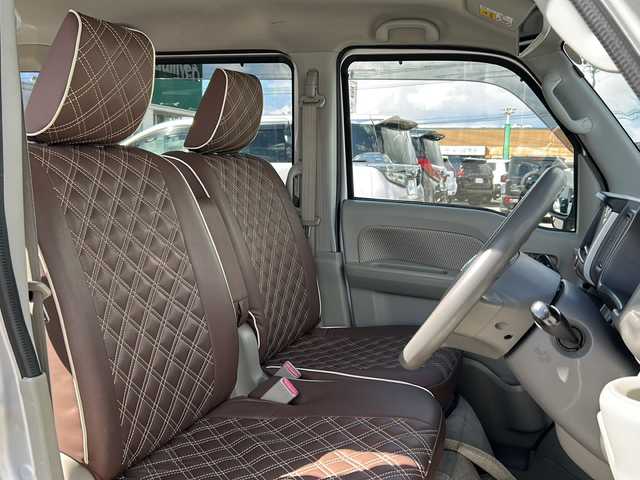 スズキ エブリィ ワゴン PZターボ スペシャル 秋田県 2018(平30)年 5.6万km シルキーシルバーメタリック 社外メモリナビ/社外BT、CD、DVD、フルセグTV/バックカメラ/純正14インチAW/ETC/スペアキー/４WD/保証書、取説