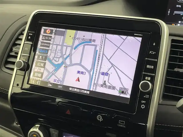 日産 セレナ ハイウェイスター 埼玉県 2017(平29)年 5.2万km ダイヤモンドブラック 純正９インチナビ　フリップダウンモニター　アラウンドビューモニター　ビルトインＥＴＣ　ドライブレコーダー　クルーズコントロール　純正アルミホイール　スマートキー　プッシュスタート　オートライト　地デジ