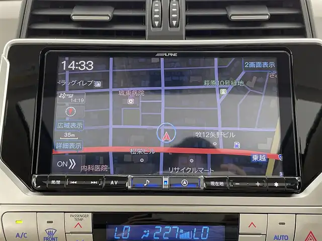 トヨタ ランドクルーザー プラド TX Lパッケージ マットブラED 大分県 2023(令5)年 4.9万km ブラック 7人乗り/サンルーフ/寒冷地仕様/Toyota Safety Sense/・プリクラッシュセーフティ/・レーンディパーチャーアラート/（ヨーアシスト機能付）/・オートマチックハイビーム/・レーダークルーズコントロール（ブレーキ制御付）/・ロードサインアシスト/パーキングサポートブレーキ（前後方静止物）/社外9型ナビ　型式：X9NX/【フルセグTV、DVD再生可、BT対応、HDMI】/ステアリングスイッチ/バックカメラ/社外フリップダウンモニター/ビルトインETC/社外ドライブレコーダー（前後）/ベージュ革シート/・前席パワーシート/・前席シートヒーター/前席ベンチレーション/純正フロアマット/オートライト/LEDヘッドライト/LEDフォグ/クリアランスソナー/純正18インチアルミホイール/保証書