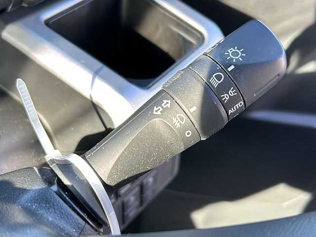 トヨタ ピクシスメガ Gターボ SAⅢ 千葉県 2021(令3)年 9.3万km 緑 オフビートカーキメタリック ナビＮＳＺＴ－Ｗ６８Ｔ バックカメラ 両側パワースライドドア ＥＴＣ ＬＥＤライト オートライト オートマチックハイビーム スマアシ スマートキー ターボ バックセンサー