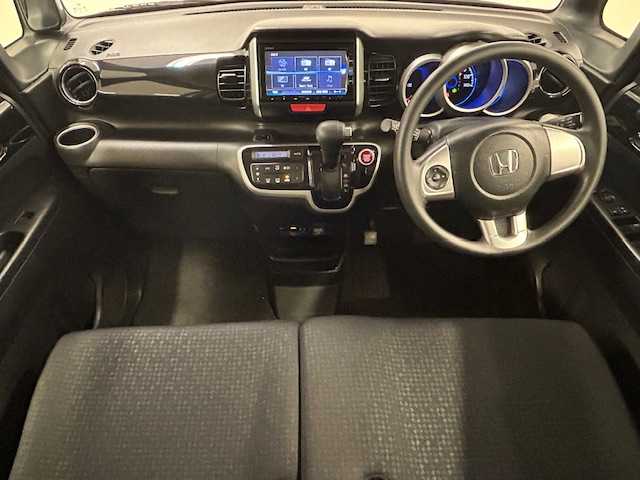 ホンダ Ｎ ＢＯＸ カスタム G Lパッケージ 静岡県 2016(平28)年 8.5万km プレミアムホワイトパールⅡ (株)IDOMが運営する【じしゃロン浜松店】の自社ローン専用車両になりますこちらは現金またはオートローンご利用時の価格です。自社ローンご希望の方は別途その旨お申付け下さい/純正ナビ(VXM-175VFi)/Bluetooth/SD/CD/DVD/USB/ワンセグTV/衝突被害軽減ブレーキ/バックカメラ/ドアバイザー/片側パワースライドドア/ETC/キセノンライト/オートライト/スペアキー/フォグランプ/プッシュスタート/アイドリングストップ