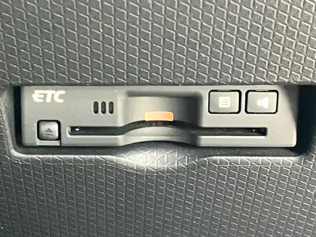 ダイハツ タント カスタム RS セレクション 静岡県 2020(令2)年 2.5万km レーザーブルークリスタルシャイン 純正9インチナビ（CD/DVD/BT/フルセグ）/バックカメラ/ドライブレコーダー/ETC/レーダークルーズコントロール/レーンキープアシスト/取扱説明書/スマートキー/スペアキー１本/USB入力端子/両側パワースライドドア/ハーフレザーシート/D席N席シートヒーター/純正アルミホイール/純正フロアマット/パワーウィンドウ/パワーステアリング/エンジンスタートボタン/アイドリングストップ/オートエアコン/ベンチシート/横滑り防止装置/コーナーセンサー前後/盗難防止装置/オートライト/オートマチックハイビーム/LEDヘッドライト/W+サイドエアバッグ/カーテンエアバック/衝突軽減システム