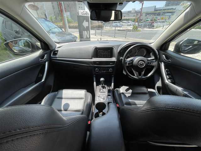 マツダ ＣＸ－５ XD Lパッケージ 兵庫県 2016(平28)年 10.4万km ジェットブラックマイカ (株)IDOMが運営する【じしゃロン西宮店】の自社ローン専用車両になります。こちらは現金またはオートローンご利用時の価格です。自社ローンご希望の方は別途その旨お申付け下さい/＊ETC/＊アイドリングストップ/＊クルーズコントロールあり/＊USBあり/＊バックカメラ/＊フルセグ/＊レザーシート/＊パワーシート/＊シートヒーター/＊コーナーセンサーあり/＊横滑り防止装置/＊レーンキープアシスト/＊オートライト/＊LEDライト