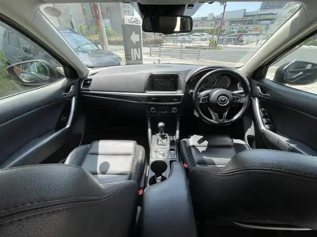 マツダ ＣＸ－５ XD Lパッケージ 兵庫県 2016(平28)年 10.4万km ジェットブラックマイカ (株)IDOMが運営する【じしゃロン西宮店】の自社ローン専用車両になります。こちらは現金またはオートローンご利用時の価格です。自社ローンご希望の方は別途その旨お申付け下さい/＊ETC/＊アイドリングストップ/＊クルーズコントロールあり/＊USBあり/＊バックカメラ/＊フルセグ/＊レザーシート/＊パワーシート/＊シートヒーター/＊コーナーセンサーあり/＊横滑り防止装置/＊レーンキープアシスト/＊オートライト/＊LEDライト