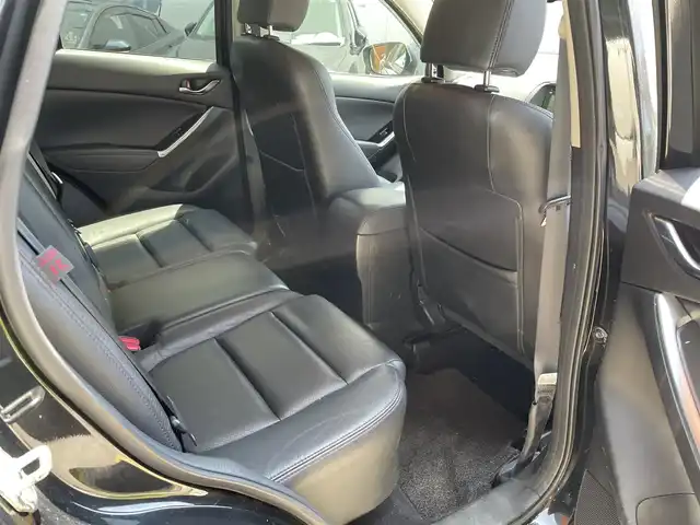 マツダ ＣＸ－５ XD Lパッケージ 兵庫県 2016(平28)年 10.4万km ジェットブラックマイカ (株)IDOMが運営する【じしゃロン西宮店】の自社ローン専用車両になります。こちらは現金またはオートローンご利用時の価格です。自社ローンご希望の方は別途その旨お申付け下さい/＊ETC/＊アイドリングストップ/＊クルーズコントロールあり/＊USBあり/＊バックカメラ/＊フルセグ/＊レザーシート/＊パワーシート/＊シートヒーター/＊コーナーセンサーあり/＊横滑り防止装置/＊レーンキープアシスト/＊オートライト/＊LEDライト
