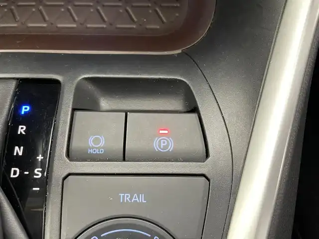 トヨタ ＲＡＶ４ ハイブリットG 岡山県 2020(令2)年 6万km ホワイトパールクリスタルシャイン 純正デイスプレイオーディオ/（BT/AMFM/Carplay)/全方位カメラ/サンルーフ/パワーバックドア/D席パワーシート/シートメモリー/シートヒーター/ハンドルヒーター/ドライブレコーダー/ルーフレール/コーナーセンサー/ETC2.0/USB