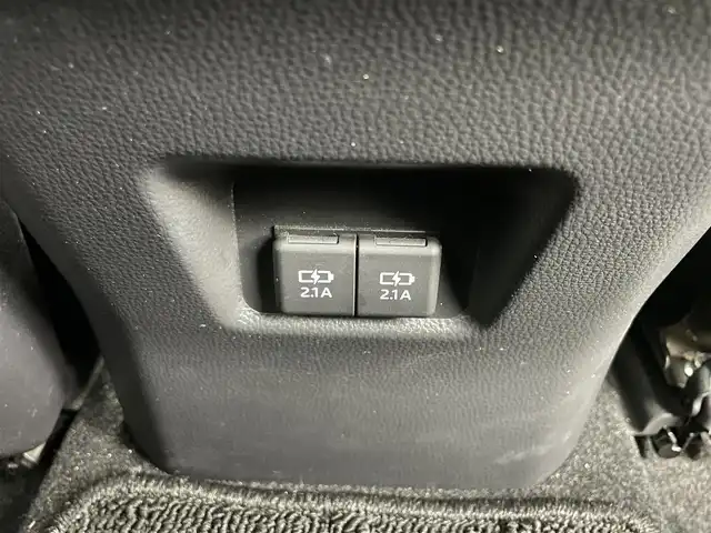 トヨタ ＲＡＶ４ ハイブリットG 岡山県 2020(令2)年 6万km ホワイトパールクリスタルシャイン 純正デイスプレイオーディオ/（BT/AMFM/Carplay)/全方位カメラ/サンルーフ/パワーバックドア/D席パワーシート/シートメモリー/シートヒーター/ハンドルヒーター/ドライブレコーダー/ルーフレール/コーナーセンサー/ETC2.0/USB