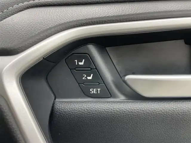 トヨタ ＲＡＶ４ ハイブリットG 岡山県 2020(令2)年 6万km ホワイトパールクリスタルシャイン 純正デイスプレイオーディオ/（BT/AMFM/Carplay)/全方位カメラ/サンルーフ/パワーバックドア/D席パワーシート/シートメモリー/シートヒーター/ハンドルヒーター/ドライブレコーダー/ルーフレール/コーナーセンサー/ETC2.0/USB