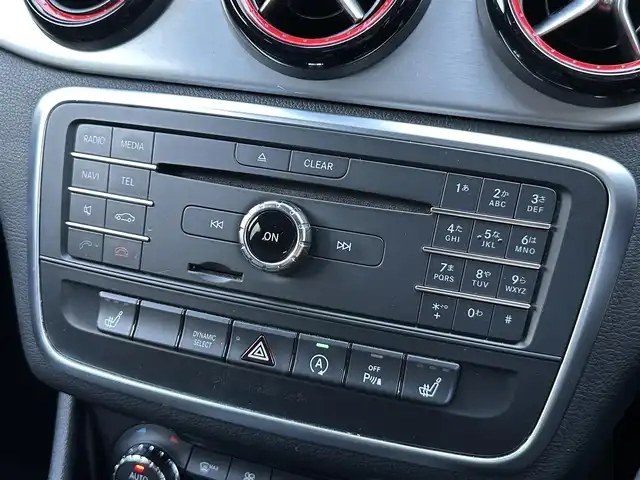 メルセデス・ベンツ ＣＬＡ２５０ Sブレイク　シュポルト4MATIC 青森県 2016(平28)年 7.3万km 白 4WD /純正ナビ Bluetooth フルセグTV /衝突軽減ブレーキ/革シート/前席シートメモリー /ドライブレコーダー/レーンキープアシスト/コーナーセンサー/LEDヘッドライト/スマートキー