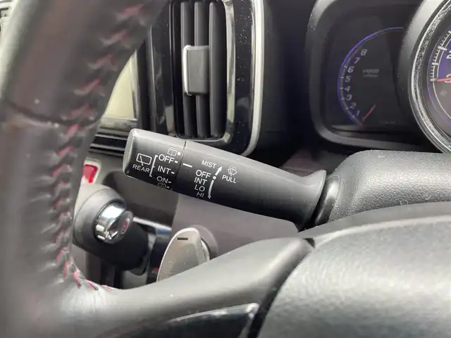 ホンダ Ｎ ＯＮＥ プレミアム ツアラー Lパッケージ 三重県 2013(平25)年 7.8万km クリスタルブラックパール 登録時走行距離　７７１２７ｋｍ/社外ナビ/AM/FM/AUX/バックカメラ/パドルシフト/ステアリングスイッチ/クルコン/横滑り防止システム/フルフラット/電格ミラー/プッシュスタート/AUTOライト/AUTOエアコン/パワーステアリング/パワーウィンドウ