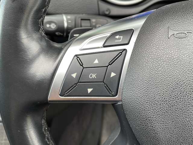 メルセデス・ベンツ ゲレンデヴァーゲン Ｇ３５０ｄ 佐賀県 2016(平28)年 8.1万km ポーラホワイト ラグジュアリーパッケージ/harman/kardonサウンドシステム/サンルーフ/純正ナビゲーションシステム/フルセグTV/バックカメラ/ブラインドスポットアシスト/ブラックレザーシート/シートヒーター/メモリ機能付きパワーシート/オートライト/パドルシフト/サイドストリップライン/社外ヘッドライト/社外バンパー/社外20インチAW/ETC/純正フロアマット