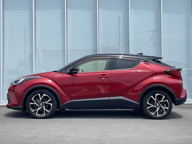 トヨタ Ｃ－ＨＲ G 神奈川県 2019(令1)年 5.9万km ブラック/エモーショナルレッドⅡ 2トーン 純正ナビ /ワンセグ/Bluetooth/レーダークルーズコントロール　/バックカメラ　/レーンキープアシスト　/シートヒーターD+N席　/LEDヘッドライト　/オートライト　/オートマチックハイビーム　/ビルドインETC　/スマートキー/プッシュスタート/純正フロアマット/純正AW/ABS/横滑り防止装置/Wエアバック/カーテンエアバックワンセグテレビ