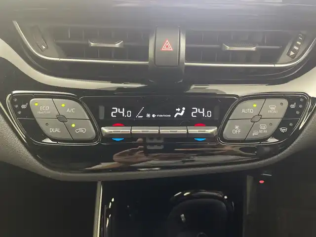 トヨタ Ｃ－ＨＲ G 群馬県 2019(令1)年 5.9万km ブラック/エモーショナルレッドⅡ 2トーン 純正８型ナビ　フルセグＴＶ　ブラインドスポットモニター　アダクティブクルーズコントロール　ハーフレザーシート　前席シートヒーター　ステアリングスイッチ　ＬＥＤライト　ＥＴＣ　スマートキー　禁煙車