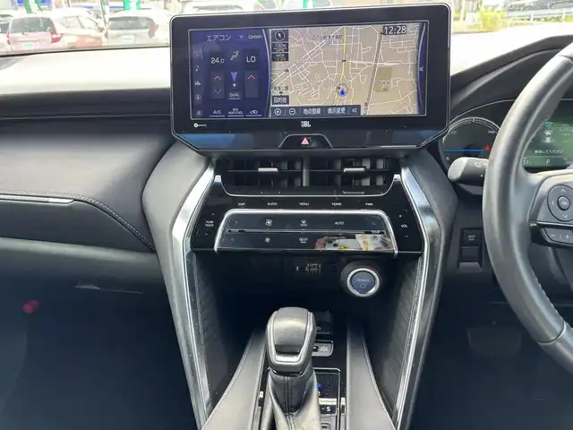 トヨタ ハリアー ハイブリッド Z 福岡県 2020(令2)年 2.1万km ホワイトパールクリスタルシャイン トヨタセーフティセンス/バックカメラ/アラウンドビューカメラ/コーナーセンサー/レーンキープアシスト/BT/フルセグTV/純正ナビ/USB端子/ETC2.0/純正フロアマット/純正アルミホイール/プッシュスタート/スマートキー/オートライト/オートハイビーム/LEDヘッド