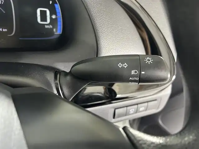トヨタ アクア X 佐賀県 2021(令3)年 7.2万km プラチナホワイトパールマイカ 禁煙車/純正7インチナビ/Bluetooth/全周囲カメラ/ビルトインETC/レーダークルーズコントロール/トヨタセーフティーセンス/衝突被害軽減システム/レーンキープアシスト/ブラインドスポットモニター/クリアランスソナー/純正フロアマット/オートライト/オートマチックハイビーム