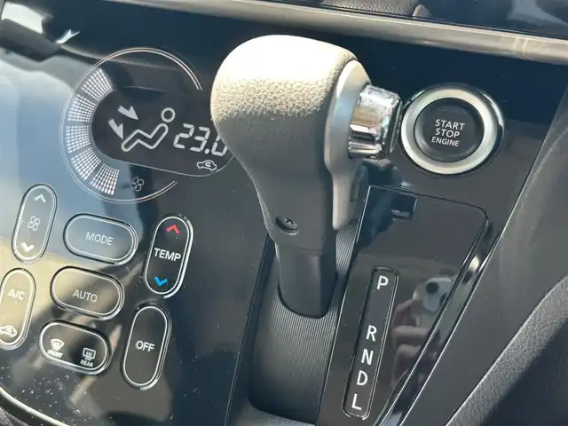 日産 デイズ ルークス ハイウェイスターX 神奈川県 2018(平30)年 2.6万km オーシャンブルーP 社外ＳＤナビ（Ｂｌｕｅｔｏｏｔｈ、ＣＤ、ＤＶＤ）/全方位カメラ/ドラレコ前後/スペアキー１本/プッシュスタート/純正アルミ/純正フロアマット/スマートキー/片側パワスラ/ベンチシート/オートライト/アイドリングストップ/横滑り防止装置/オートマチックハイビーム/ダブルエアバック/衝突軽減システム/キセノンヘッドライト
