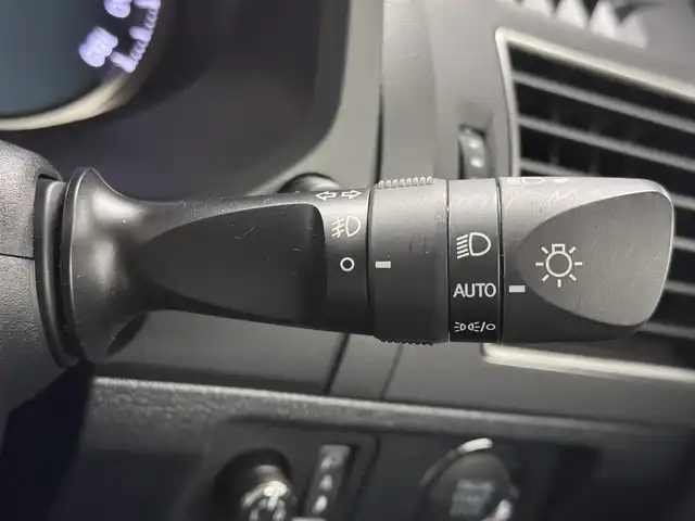 トヨタ ランドクルーザー プラド TX Lパッケージ 三重県 2022(令4)年 2万km ブラック ガソリン/パートタイム4WD/MTモード付フロア6AT/カロッツェリア 9インチ『楽ナビ』 AVIC-RL812/（CD/DVD/MSV/SD/FM/AM/TV/Bluetooth/iPod/USB/HDMI/AUX）/バックカメラ/ドライブレコーダー 前後/ビルトイン ETC2.0/Toyota Safety Sense/・プリクラッシュセーフティ［PCS］/・レーンディパーチャーアラート［LDA］/・レーダークルーズ/・オートハイビーム［AHB］/・インテリジェントクリアランスソナー（パーキングサポートブレーキ（静止物））/・ロードサインアシスト［RSA］/・先行車発進告知機能/装備/・【DOP】デジタルインナーミラー/・【OP】電動ムーンルーフ/・本革シート（ブラック）/・シートヒーター/ベンチレーション（D/N）/・パワーシート（D8way&ランバーサポート/N4way）/・オートライト/・LED ヘッドランプ＆フロントフォグランプ/・雨滴感応式フロントワイパー/・純正 17inAW/・プッシュスタート/・スマートキーx1/など