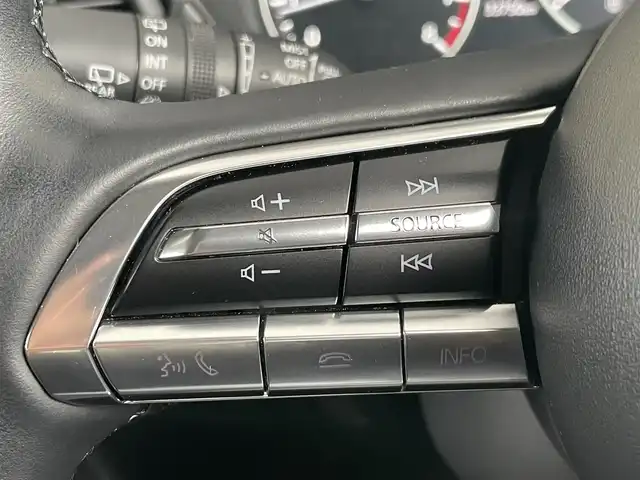 マツダ ＣＸ－３０ 20S プロアクティブツーリングセレ 愛知県 2022(令4)年 3.4万km スノーフレイクホワイトパールマイカ ヘッドアップディスプレイ/純正10.25インチナビ/　　CD/DVD/BT/フルセグ/バックカメラ/ETC/革巻きステアリング/ステアリングリモコン/ステアリングヒーター/パワーシート（D席）/シートポジションメモリ機能（D席）/パワーバックドア/スマートシティブレーキサポート/レーンキープアシスト/レーダークルーズコントロール/ブラインドスポットモニター/パーキングセンサー/純正LEDヘッドライト/フォグランプ/純正18インチアルミホイール