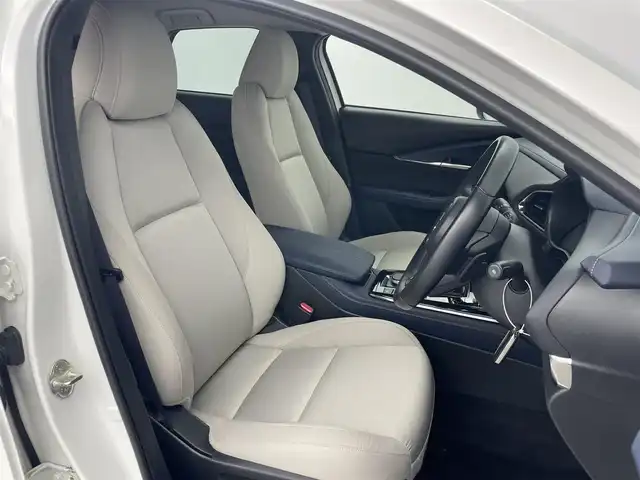 マツダ ＣＸ－３０ 20S プロアクティブツーリングセレ 愛知県 2022(令4)年 3.4万km スノーフレイクホワイトパールマイカ ヘッドアップディスプレイ/純正10.25インチナビ/　　CD/DVD/BT/フルセグ/バックカメラ/ETC/革巻きステアリング/ステアリングリモコン/ステアリングヒーター/パワーシート（D席）/シートポジションメモリ機能（D席）/パワーバックドア/スマートシティブレーキサポート/レーンキープアシスト/レーダークルーズコントロール/ブラインドスポットモニター/パーキングセンサー/純正LEDヘッドライト/フォグランプ/純正18インチアルミホイール