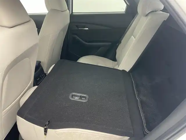 マツダ ＣＸ－３０ 20S プロアクティブツーリングセレ 愛知県 2022(令4)年 3.4万km スノーフレイクホワイトパールマイカ ヘッドアップディスプレイ/純正10.25インチナビ/　　CD/DVD/BT/フルセグ/バックカメラ/ETC/革巻きステアリング/ステアリングリモコン/ステアリングヒーター/パワーシート（D席）/シートポジションメモリ機能（D席）/パワーバックドア/スマートシティブレーキサポート/レーンキープアシスト/レーダークルーズコントロール/ブラインドスポットモニター/パーキングセンサー/純正LEDヘッドライト/フォグランプ/純正18インチアルミホイール