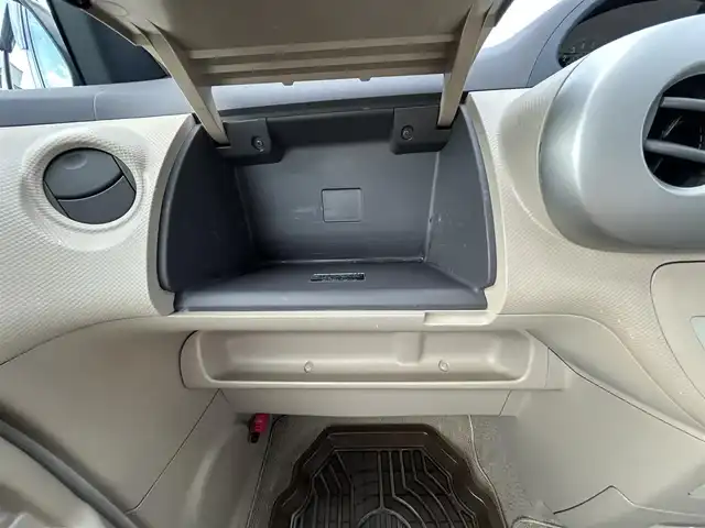 トヨタ ポルテ 130i Cパッケージ 長野県 2007(平19)年 11.6万km シルバーマイカM 社外ナビ(AM/FM/TV/AUX)/純正フロアマット/ドアバイザー/電動格納ミラー/取説/記録簿