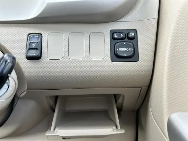 トヨタ ポルテ 130i Cパッケージ 長野県 2007(平19)年 11.6万km シルバーマイカM 社外ナビ(AM/FM/TV/AUX)/純正フロアマット/ドアバイザー/電動格納ミラー/取説/記録簿