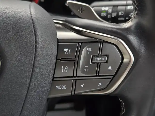 レクサス ＬＸ 600 鹿児島県 2022(令4)年 3.7万km ソニッククォーツ マークレビンソン　/純正ＯＰアルミホイール（２２インチ）　/レクサスセーフティシステムプラス　/ブラインドスポットモニター　/レーダークルーズコントロール/ムーンルーフ　/ワイヤレス充電　/リヤエンターテインメント　/ホワイトレザーシート/純正ディスプレイオーディオ/Bluetoothオーディオ/全席シートヒーター/全席シートベンチレーション/D+N席パワーシート/ステアリングヒーター/パノラミックビューモニター(足元透過機能付き)/パワーバックドア/電動格納機能付きサードシート/後席純正モニター/前後ドライブレコーダー/横滑り防止装置/レーンキープアシスト/プッシュスタート/スマートキー