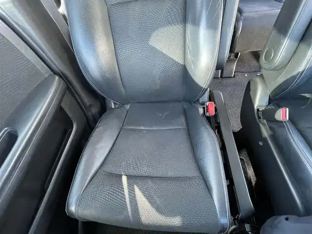 ホンダ ステップワゴン スパーダ Z クールスピリット 愛知県 2012(平24)年 11.9万km プレミアムスパークルブラックパール 【(株)IDOMが運営する【じしゃロン名古屋鳴海店】の自社ローン対象車両になります。こちらは現金ご利用時の価格です。自社ローンご希望の方は別途その旨お申付け下さい。】/ワンセグテレビ/バックカメラ/ドアバイザー/両側パワースライドドア/クルーズコントロール/ウィンカーミラー/フォグランプ/HID/オートライト/電動格納ミラー/純正アルミホイール/Bluetooth