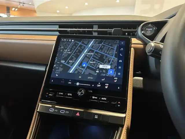 レクサス ＬＢＸ リラックス 道央・札幌 2024(令6)年 0.4万km ソニッククォーツ LexusTeammateAdvancedDrive(渋滞時支援)/　+緊急時操舵支援/　+FCTA/　+LCA/　+ドライバーモニター連携/LexusTeammateAdvancedPark(リモート機能付)/+PKSB/ドライブレコーダー(前後)/ヘッドアップディスプレイ/LexusSafetySystem+/パノラミックビューモニター/本革シート/シートヒーター/ステアリングヒーター/純正メモリナビ/フルセグTV/USB/Bluetooth/パワーテールゲート