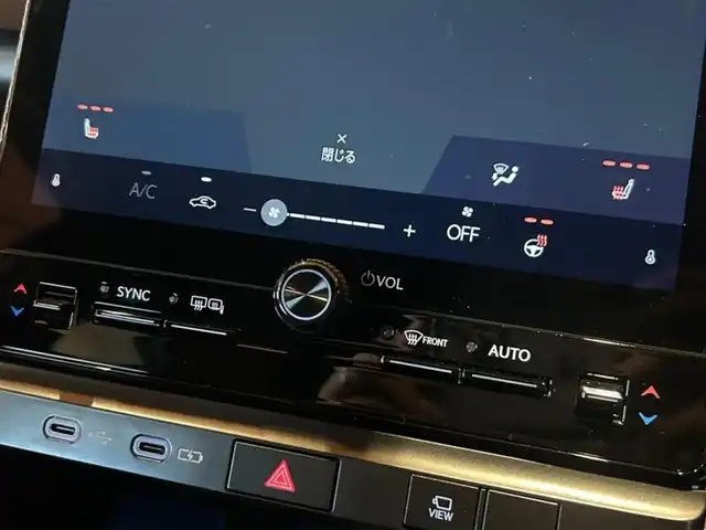 レクサス ＬＢＸ リラックス 道央・札幌 2024(令6)年 0.4万km ソニッククォーツ LexusTeammateAdvancedDrive(渋滞時支援)/　+緊急時操舵支援/　+FCTA/　+LCA/　+ドライバーモニター連携/LexusTeammateAdvancedPark(リモート機能付)/+PKSB/ドライブレコーダー(前後)/ヘッドアップディスプレイ/LexusSafetySystem+/パノラミックビューモニター/本革シート/シートヒーター/ステアリングヒーター/純正メモリナビ/フルセグTV/USB/Bluetooth/パワーテールゲート